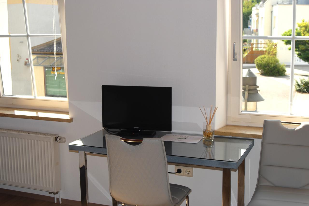 Hôtel Adler Treuchtlingen Extérieur photo